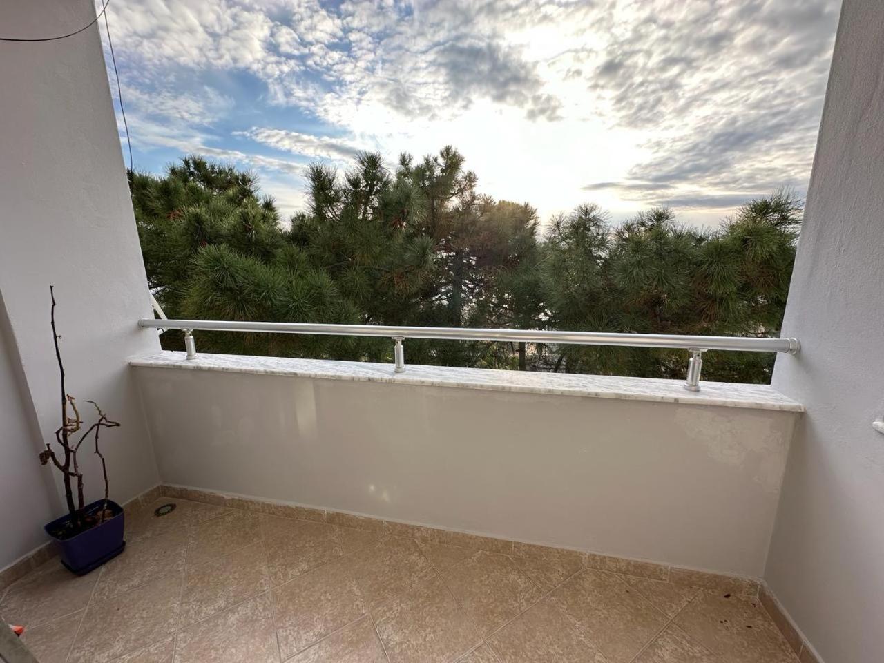 Sunset Sea View - Beachfront Balcony - Ac - Wifi Durrës 外观 照片